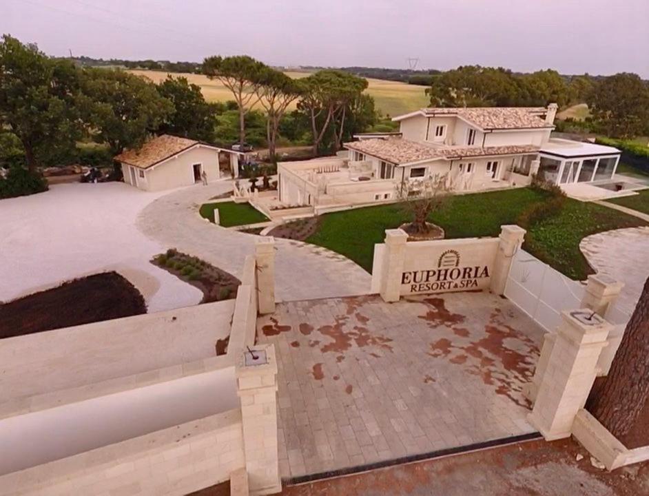 Euphoria Resort Olgiata Exterior photo